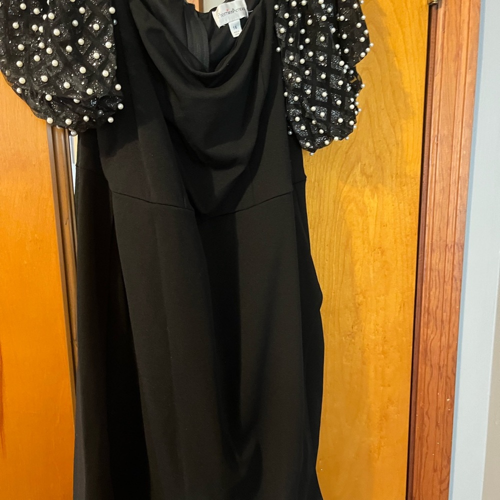 Premier Black Sheath Dress with Puff Cap Sleeves